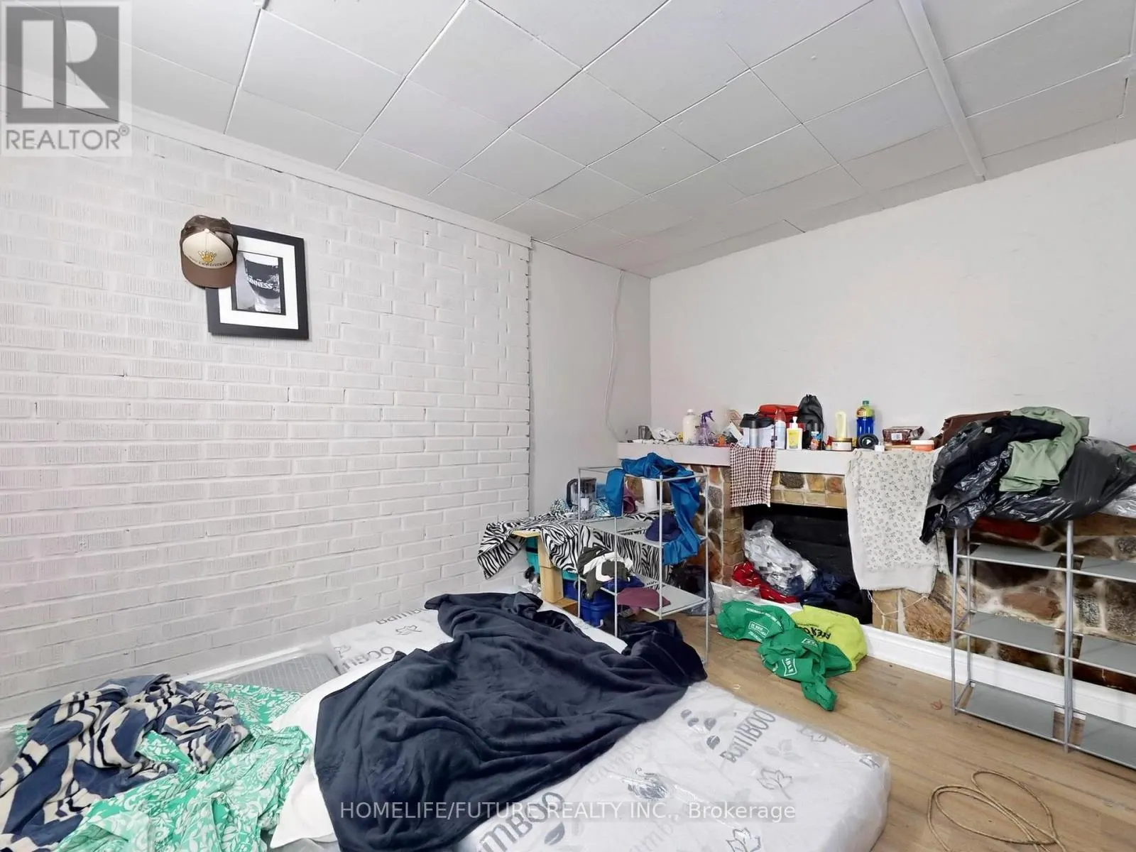 1500 SIMCOE STREET N