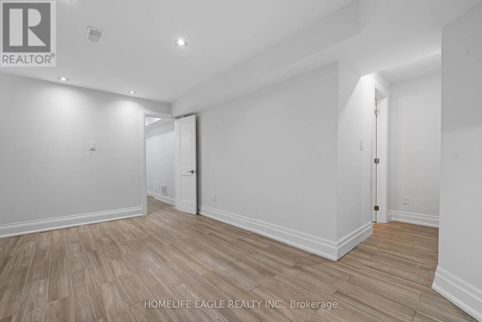 8 NICOLAN ROAD