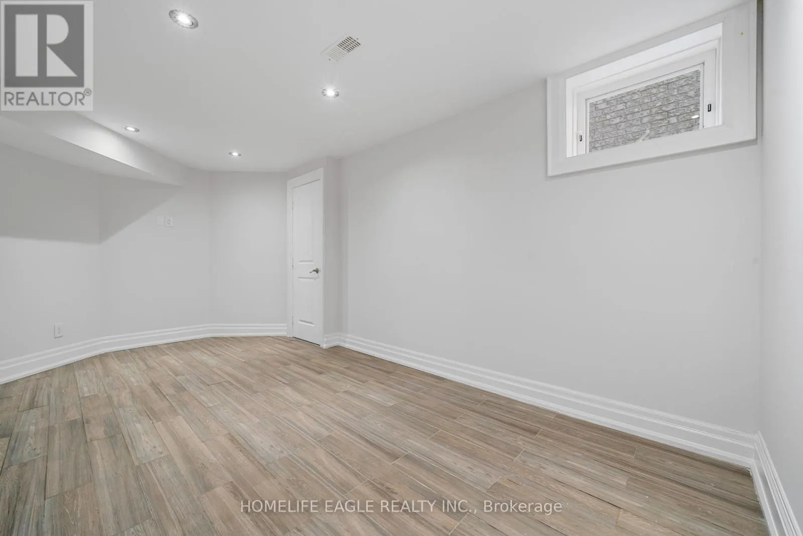 8 NICOLAN ROAD