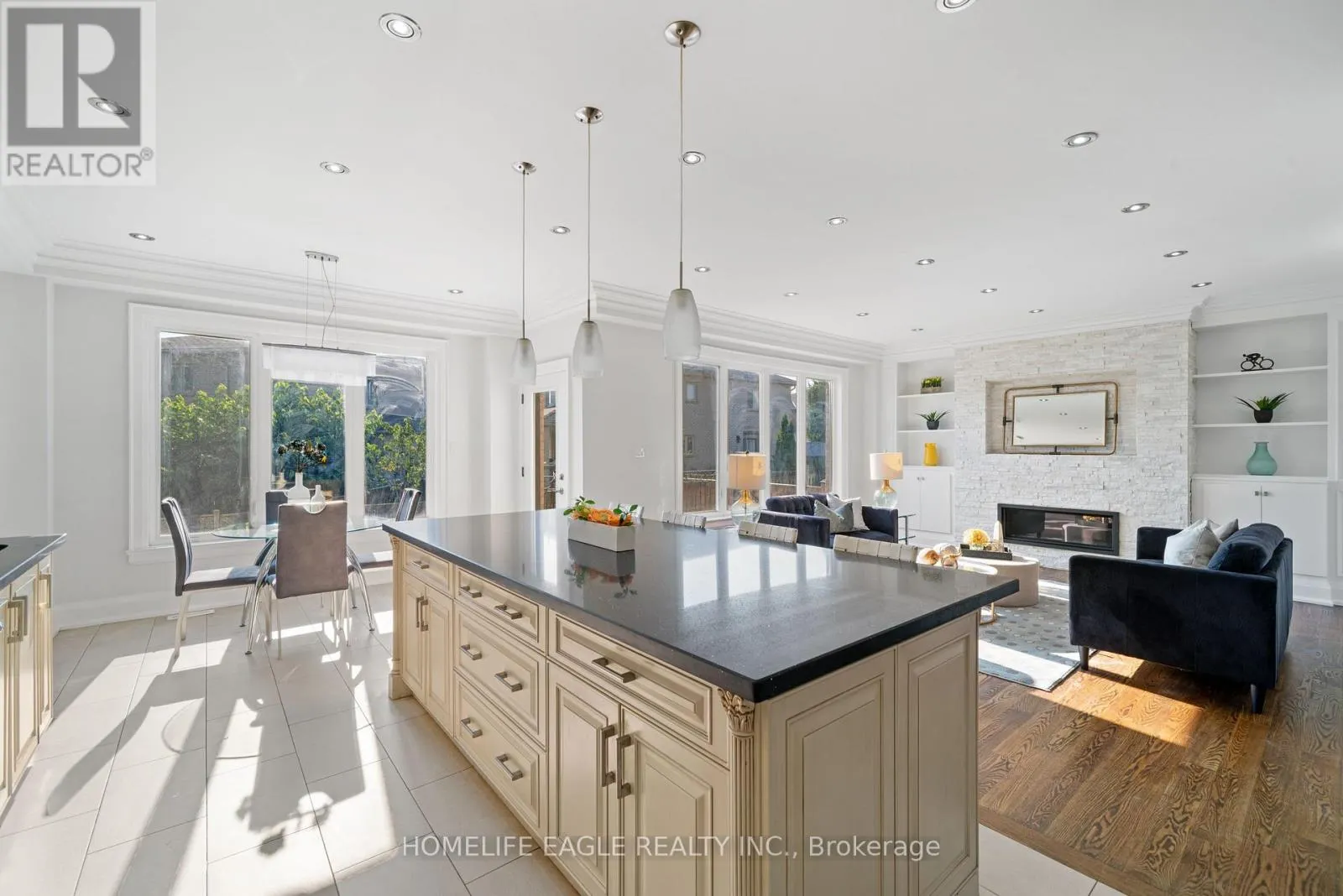 8 NICOLAN ROAD