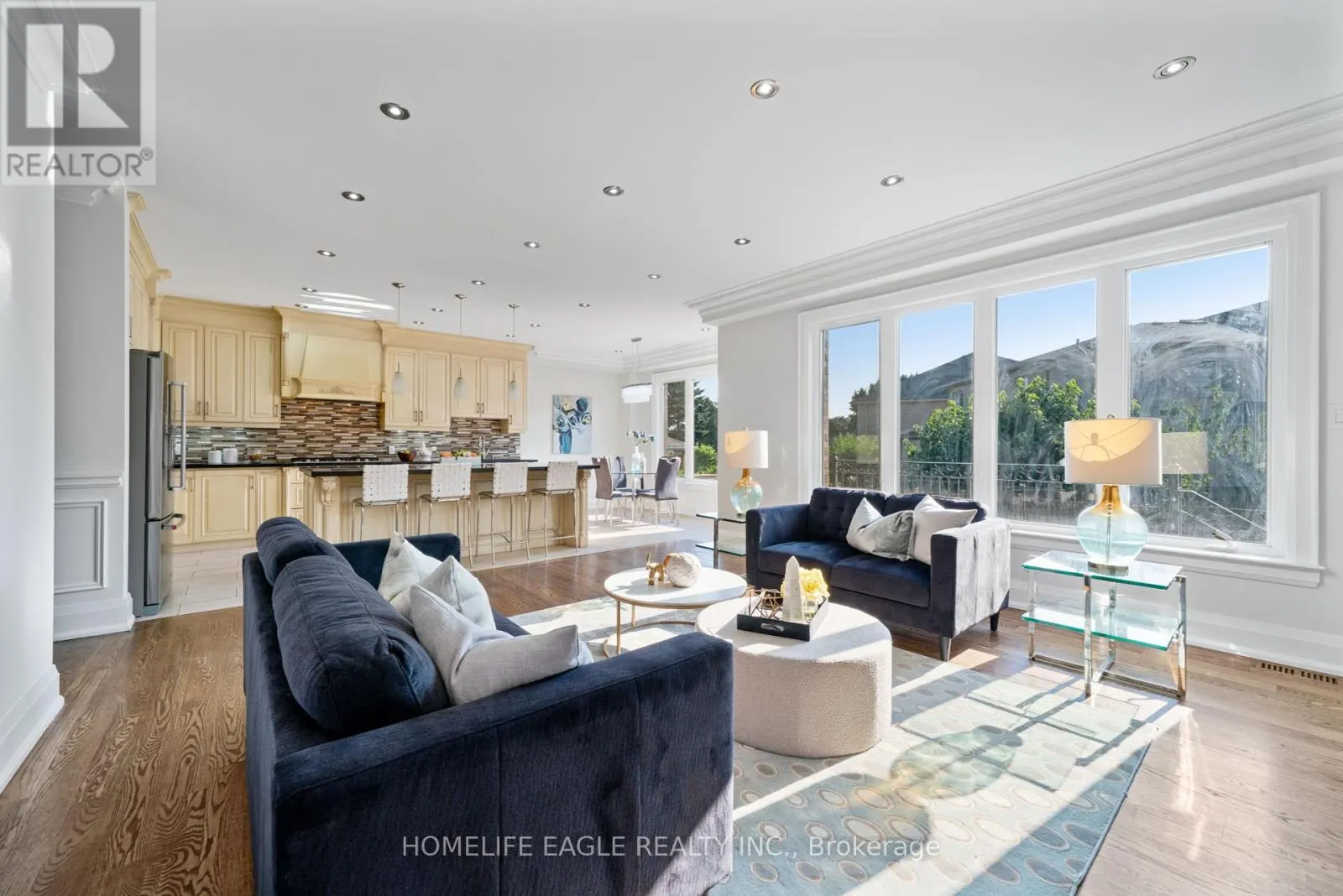 8 NICOLAN ROAD