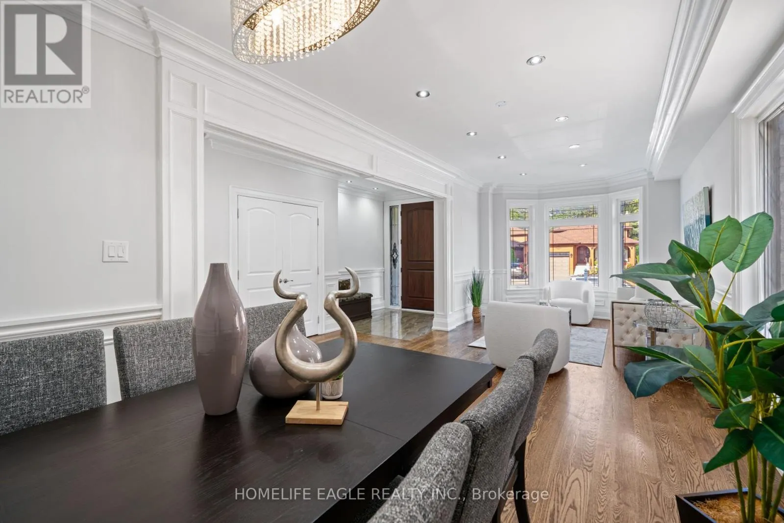 8 NICOLAN ROAD