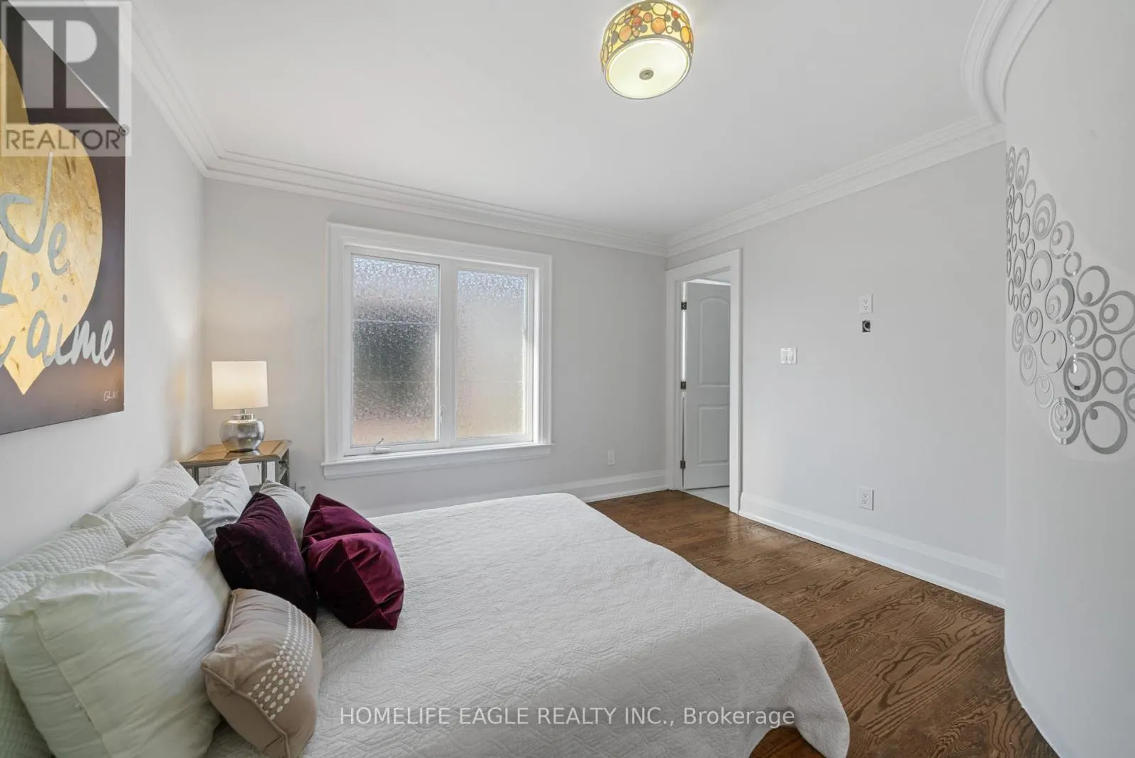 8 NICOLAN ROAD