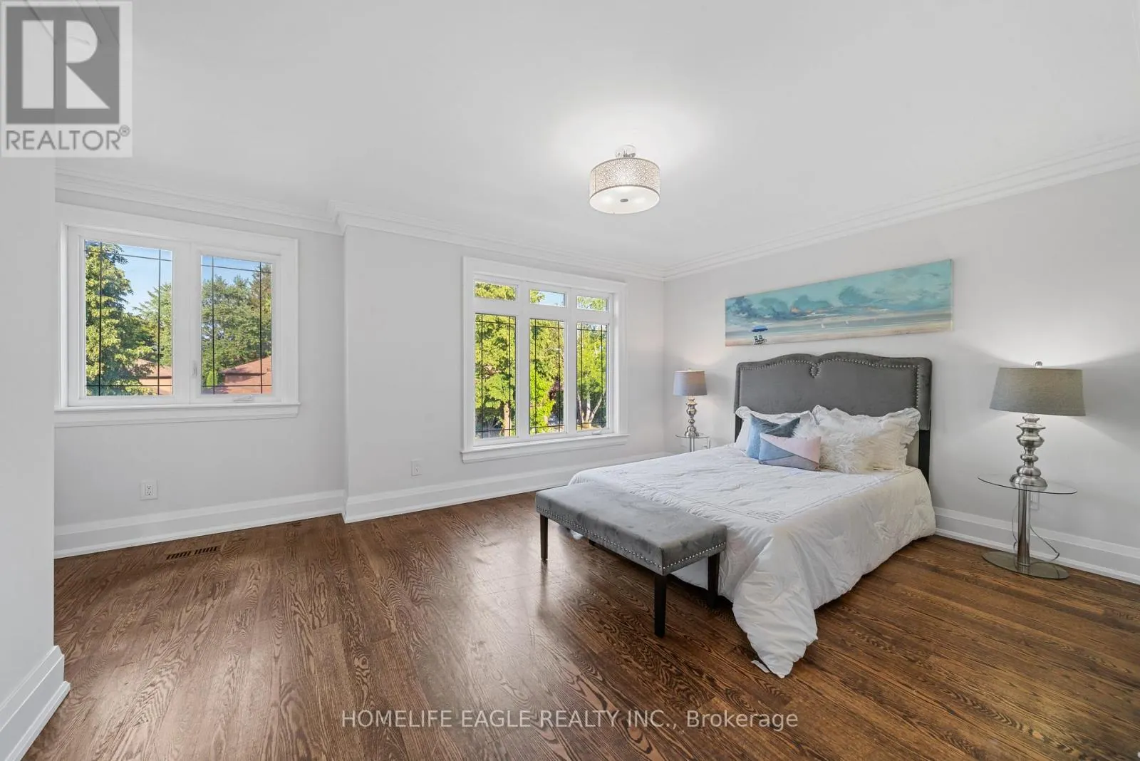 8 NICOLAN ROAD