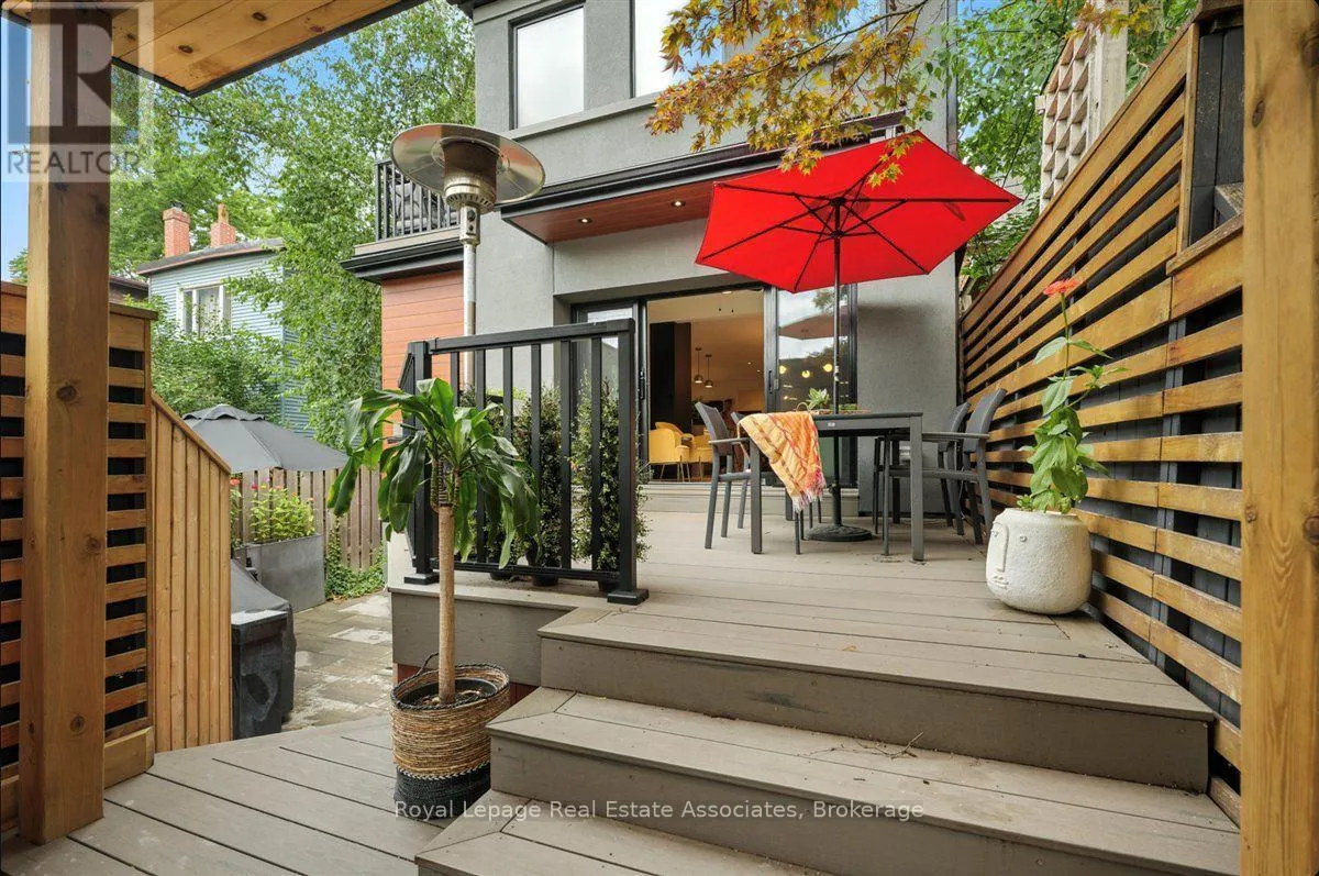 139 VICTOR AVENUE