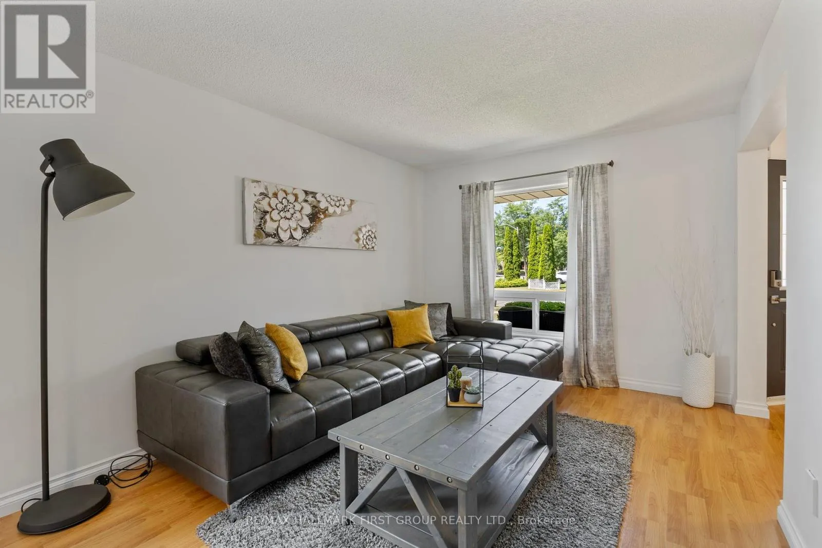 111 CLAYTON CRESCENT