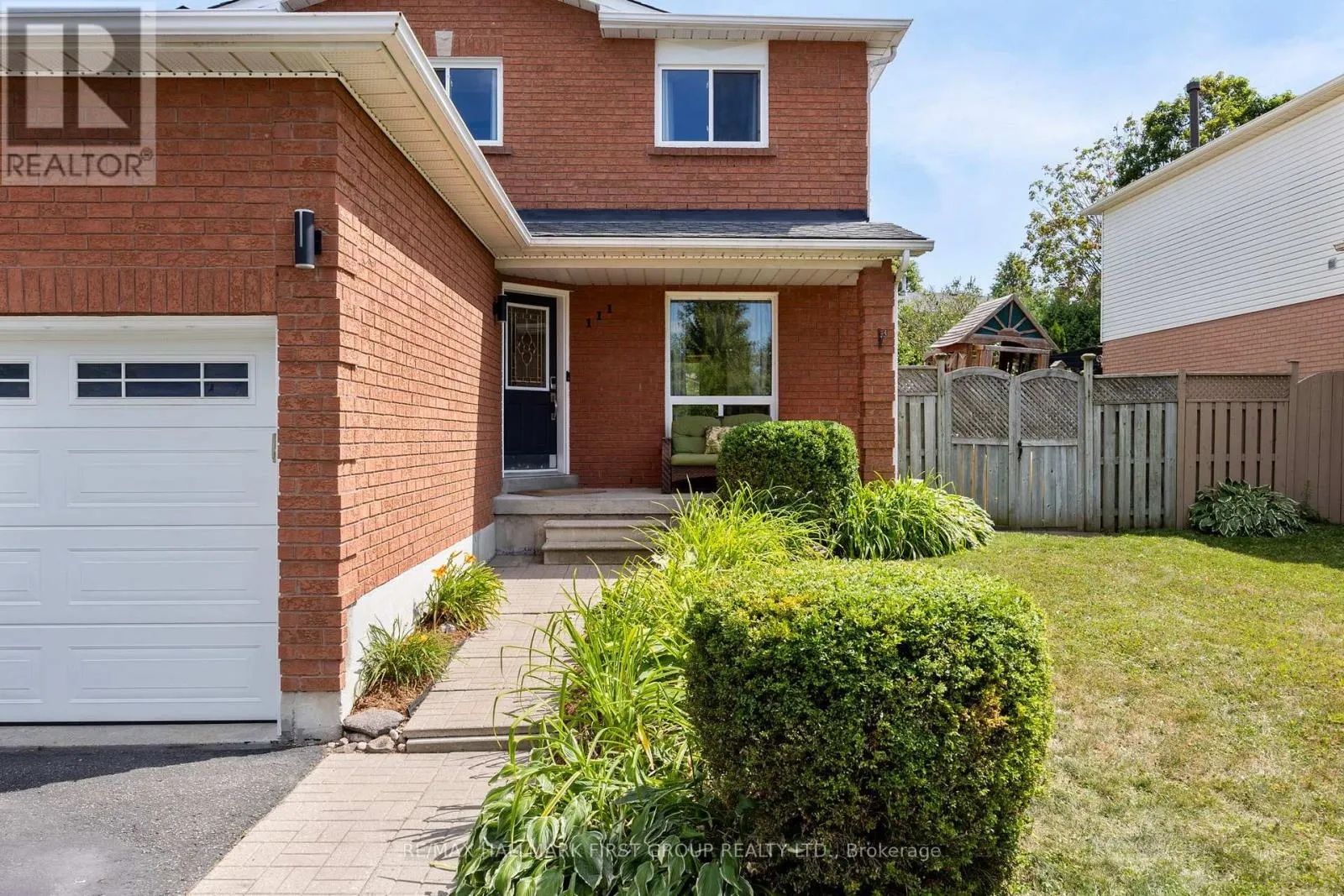 111 CLAYTON CRESCENT