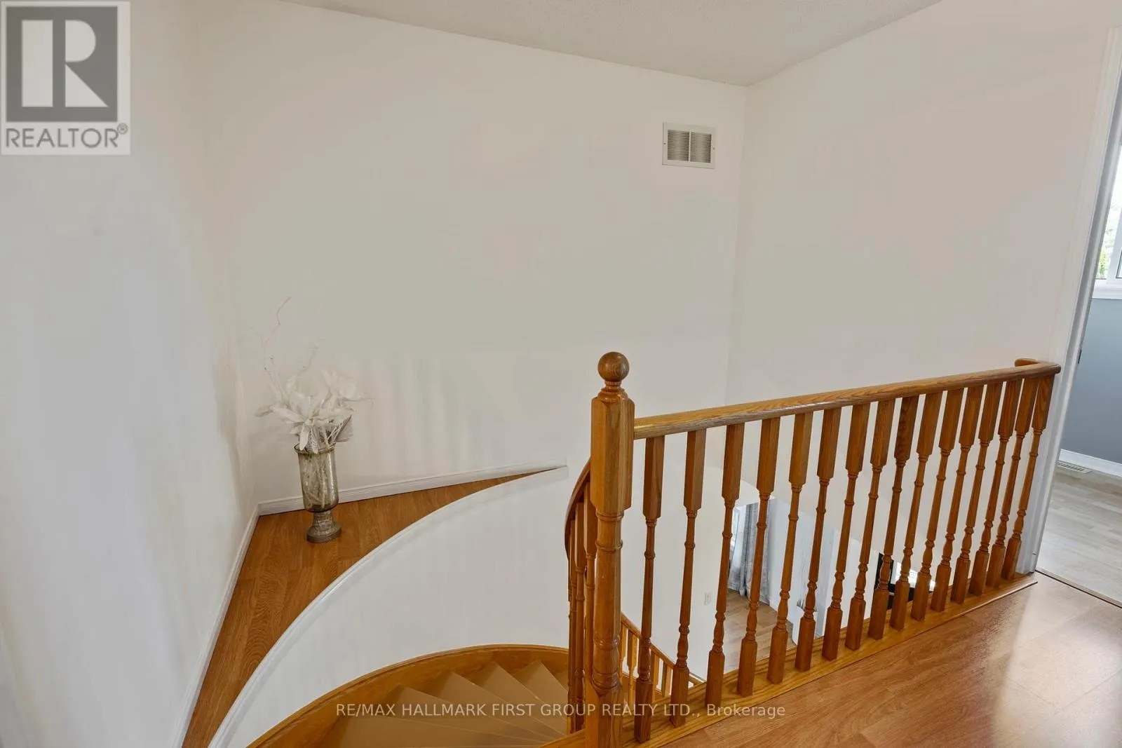 111 CLAYTON CRESCENT