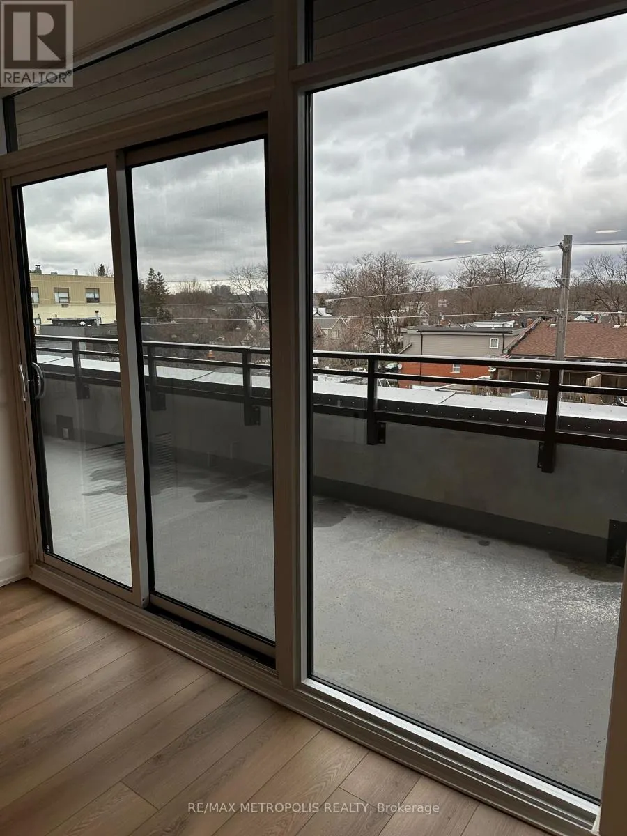 406 - 1285 QUEEN STREET E