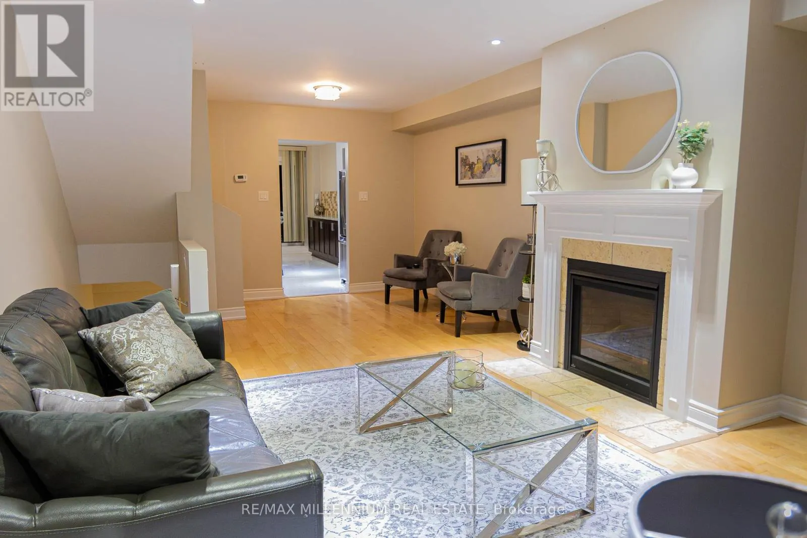 62 CUMBERLAND LANE