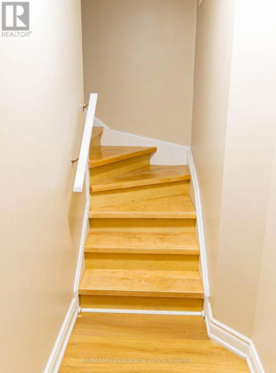 62 CUMBERLAND LANE