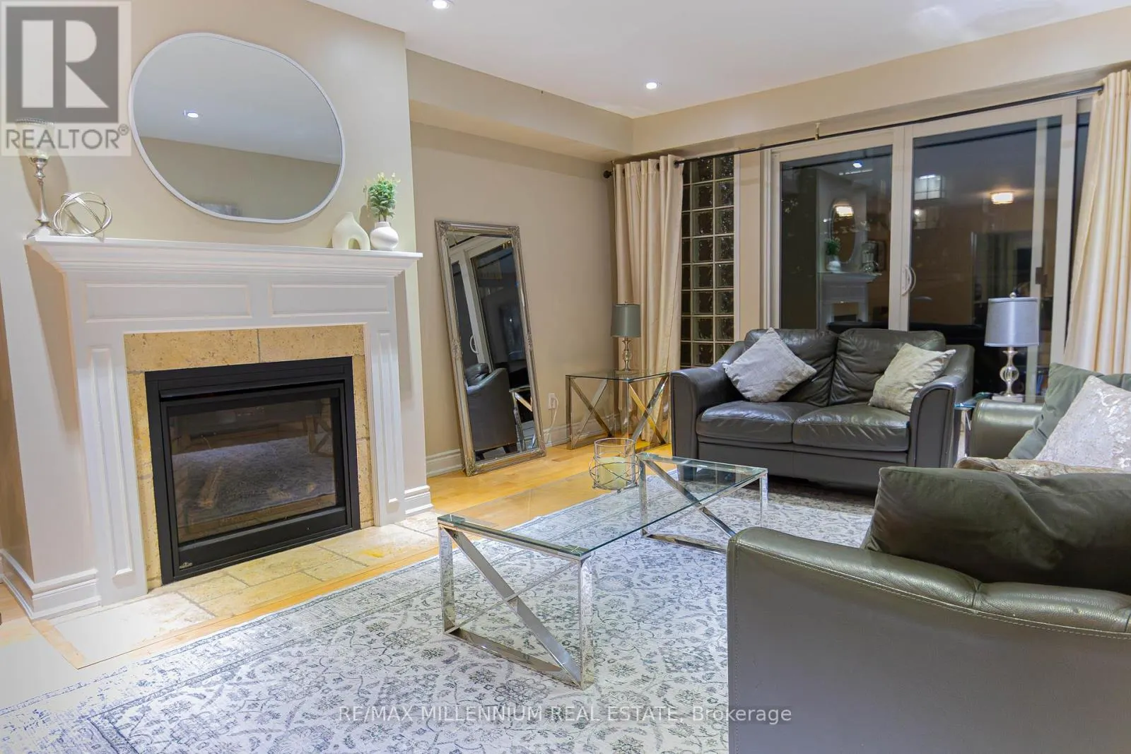 62 CUMBERLAND LANE