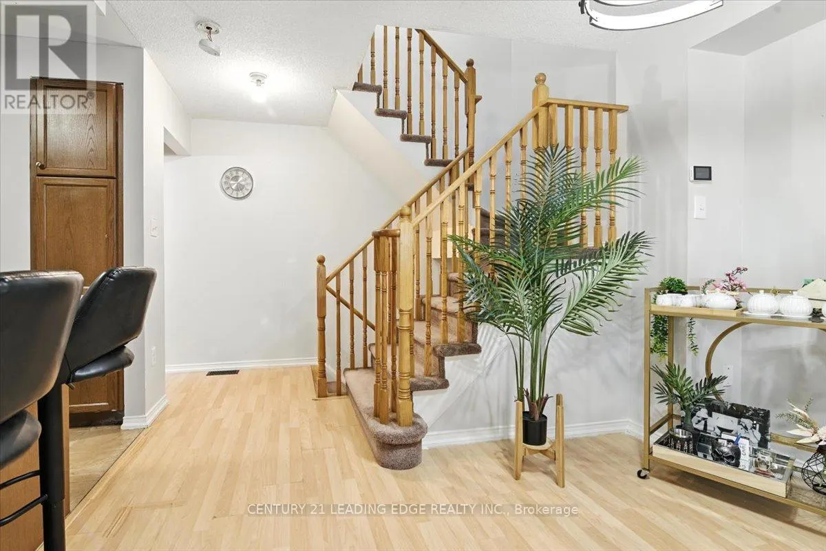 36 SILVESTER STREET