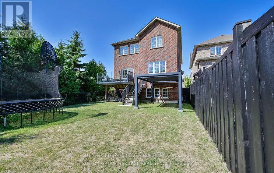 30 BRADFORD COURT