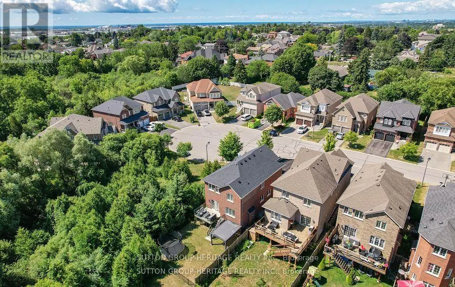 30 BRADFORD COURT
