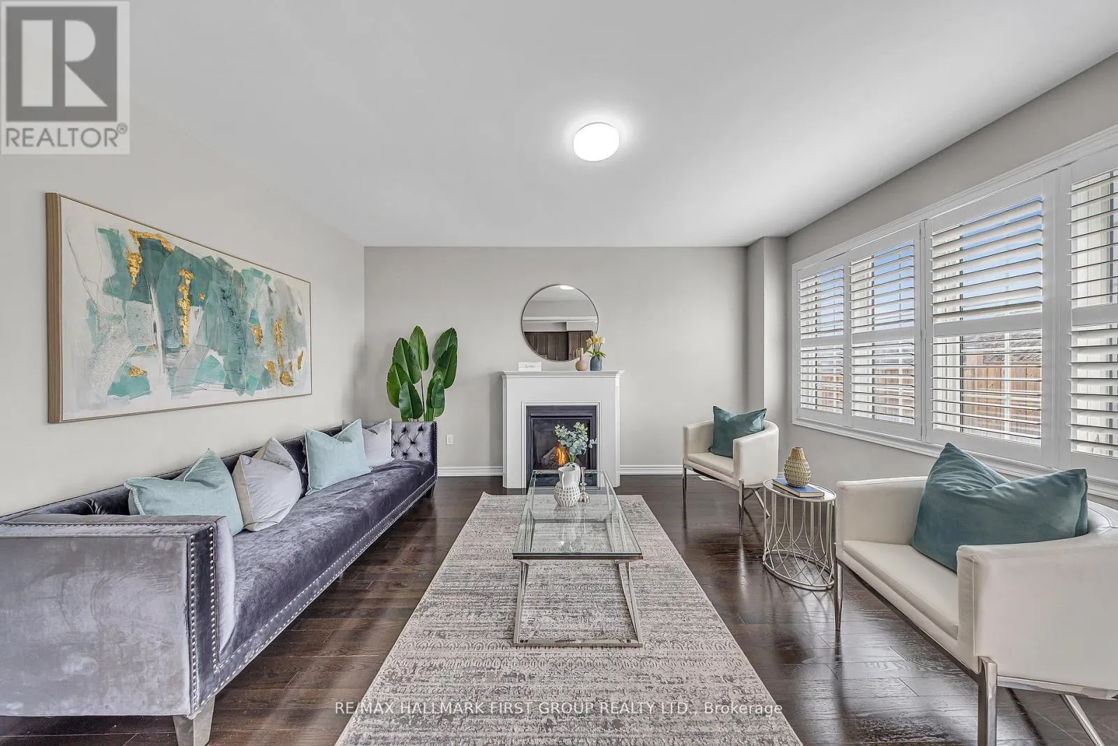 111 FRED JACKMAN AVENUE