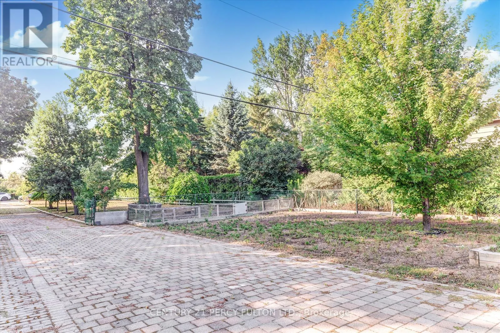 135 CEDAR CREST BEACH ROAD