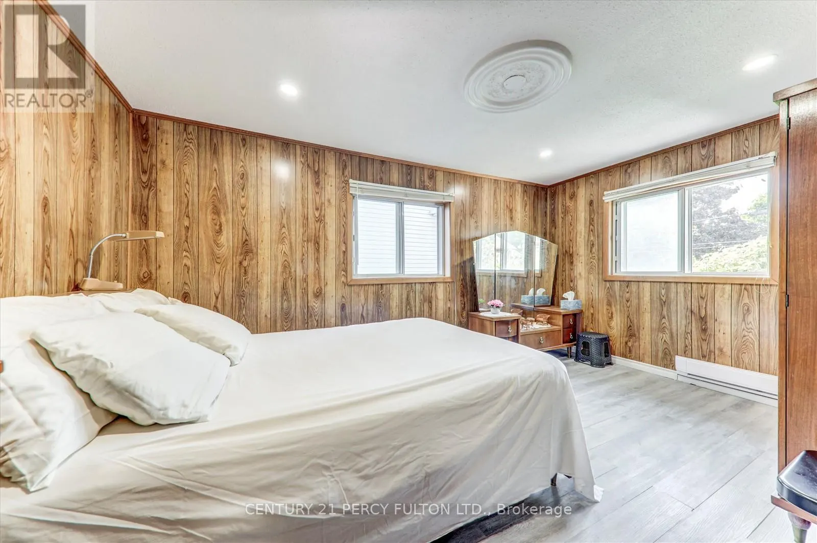 135 CEDAR CREST BEACH ROAD