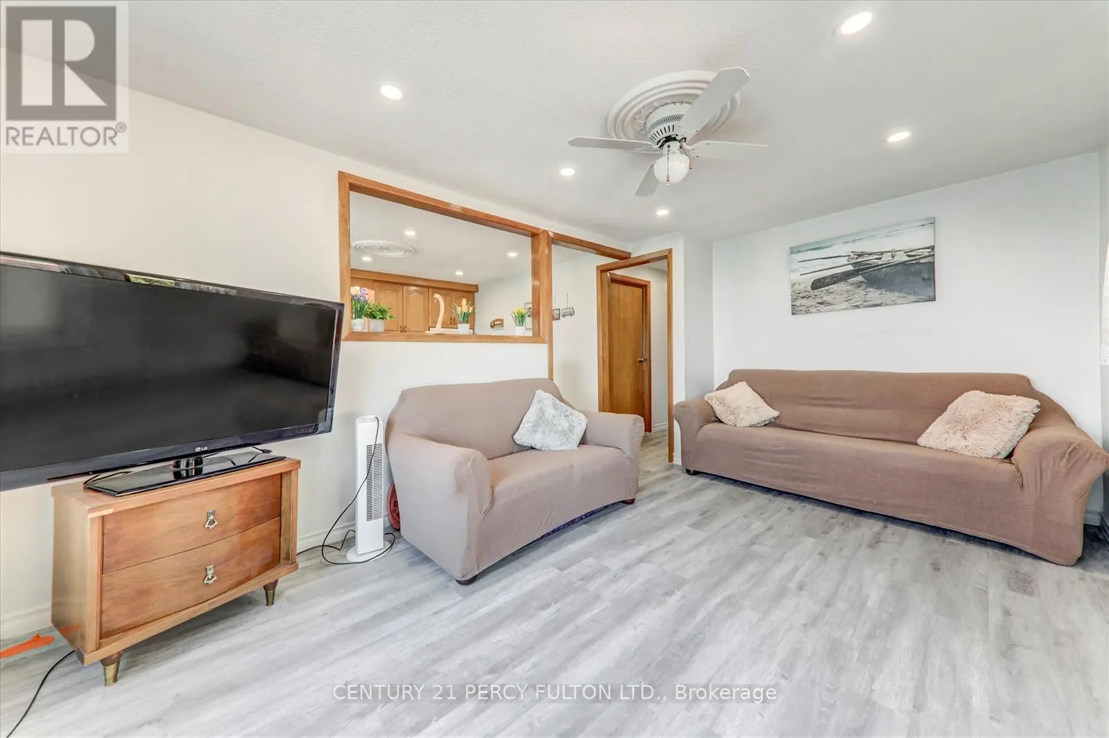 135 CEDAR CREST BEACH ROAD