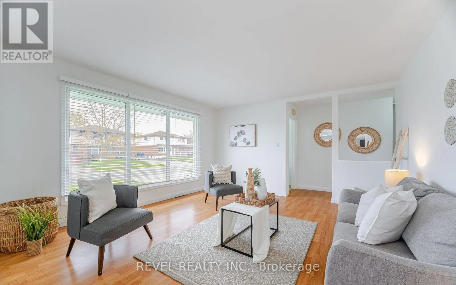 -MAIN LEVEL - 283 PORTER STREET