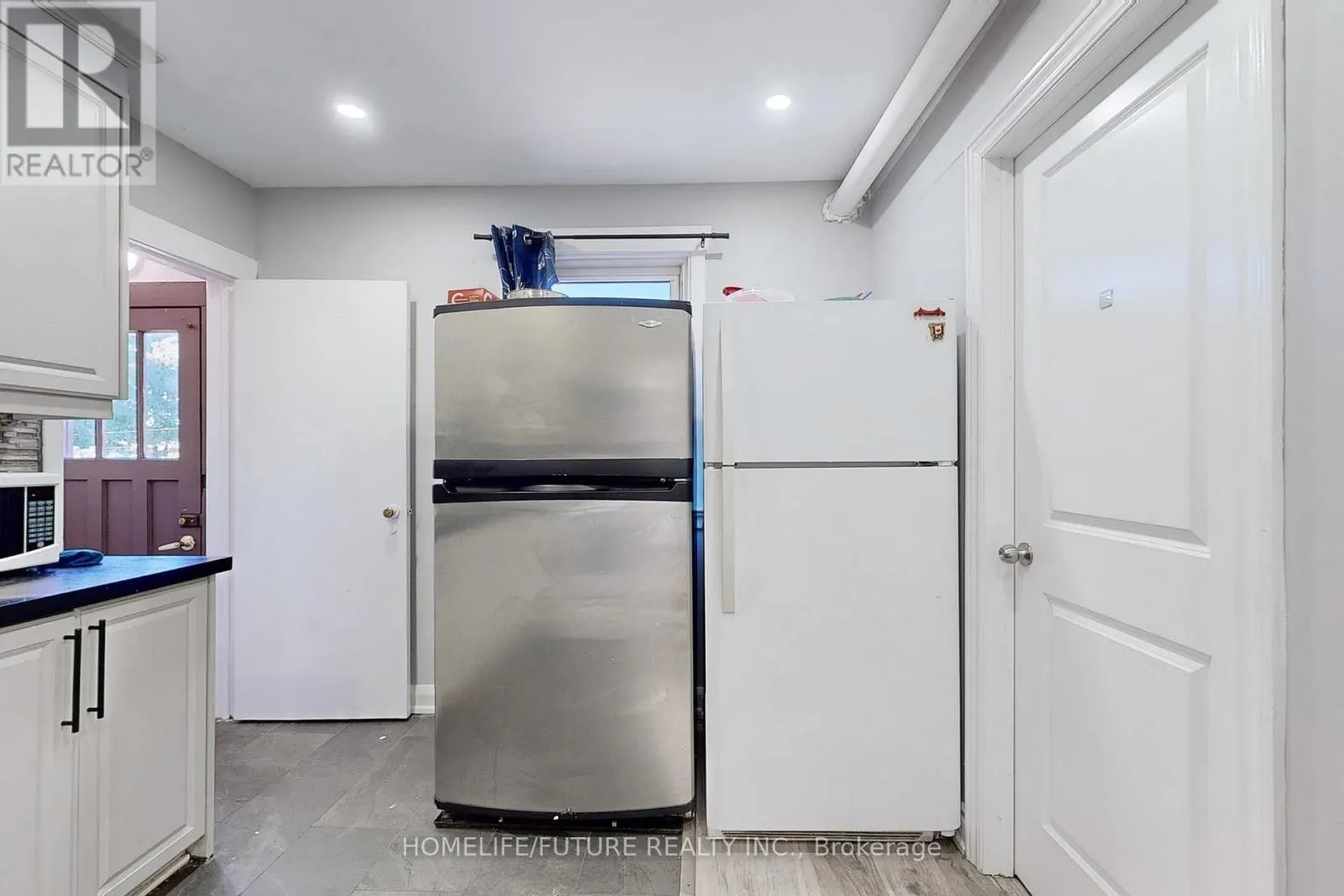 1496 SIMCOE STREET N