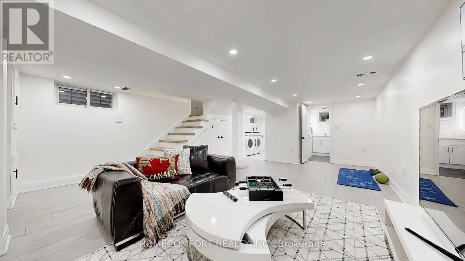 253 FULTON AVENUE