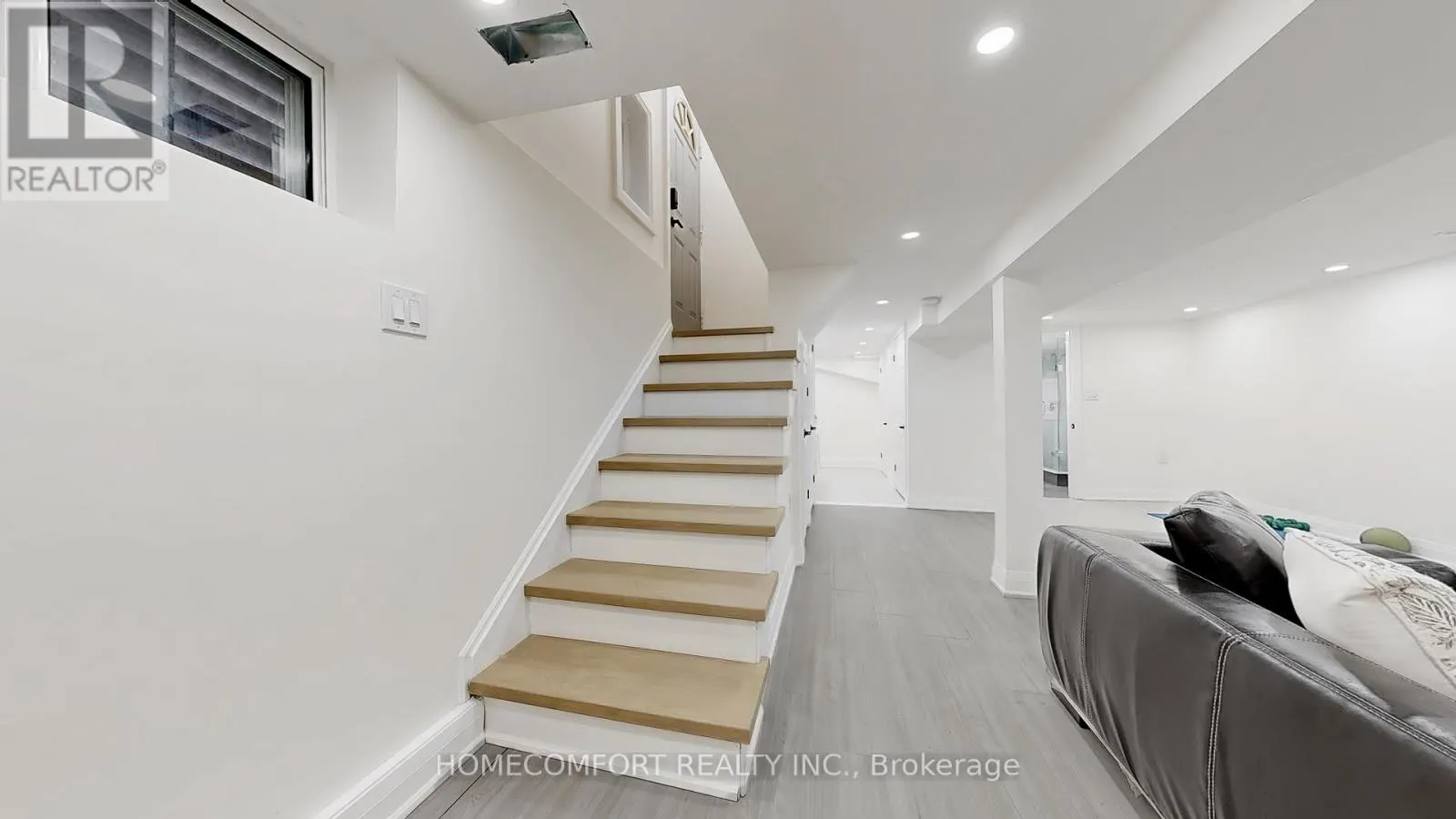 253 FULTON AVENUE