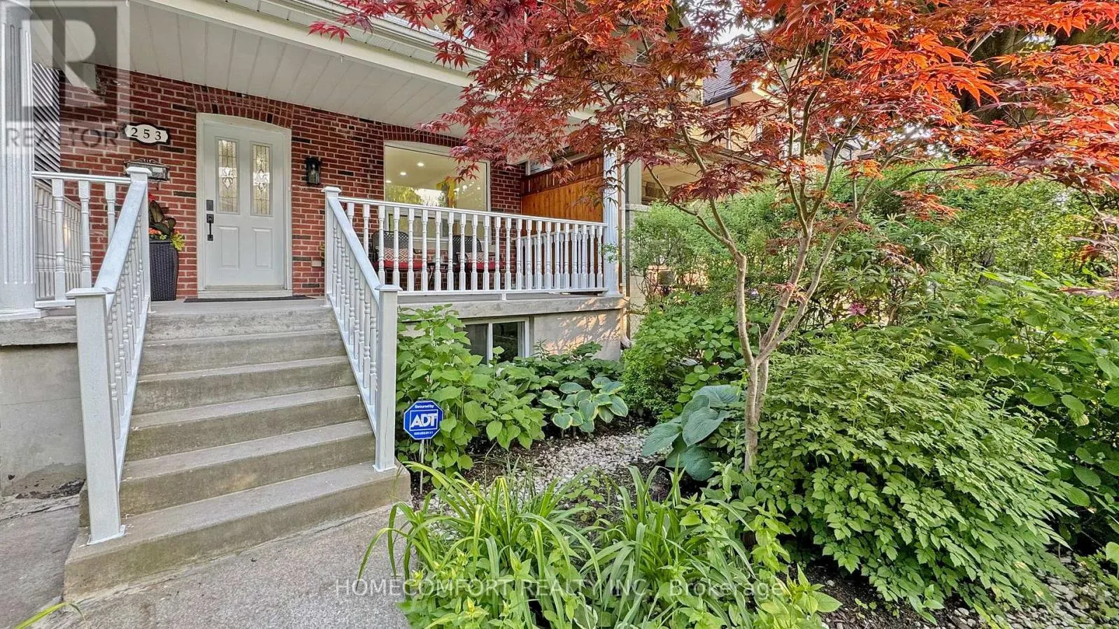 253 FULTON AVENUE