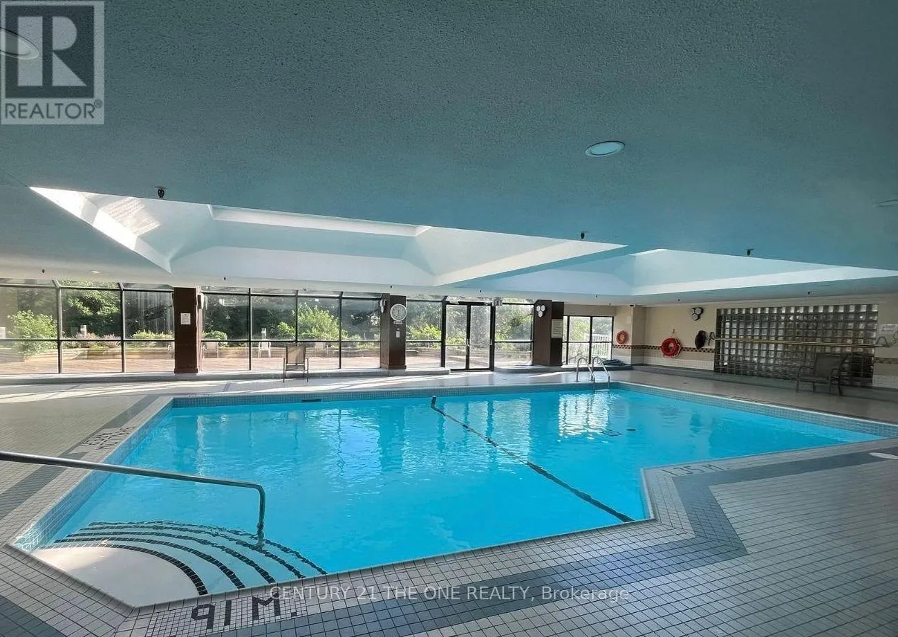 1808 - 150 ALTON TOWERS CIRCLE