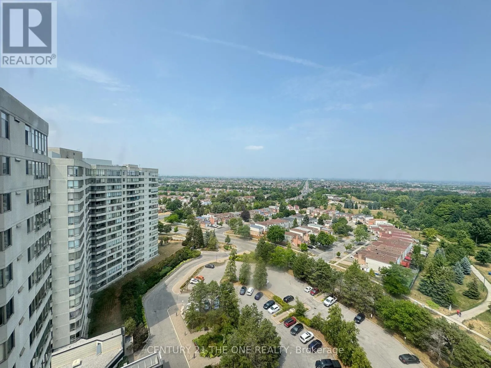 1808 - 150 ALTON TOWERS CIRCLE