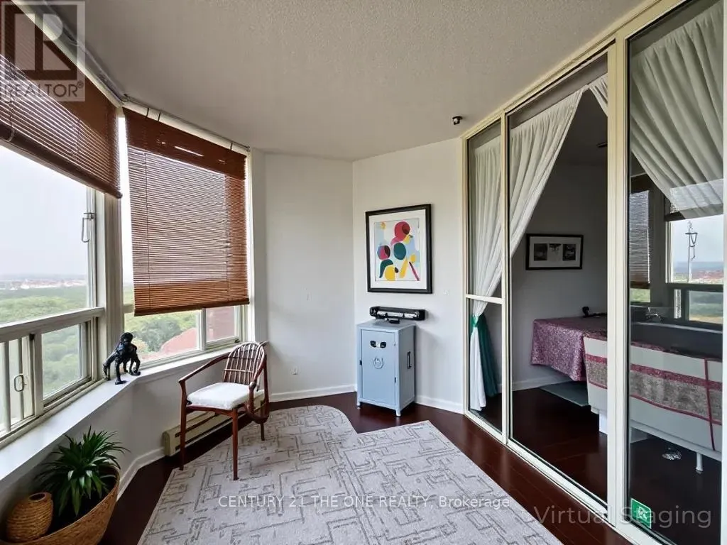1808 - 150 ALTON TOWERS CIRCLE