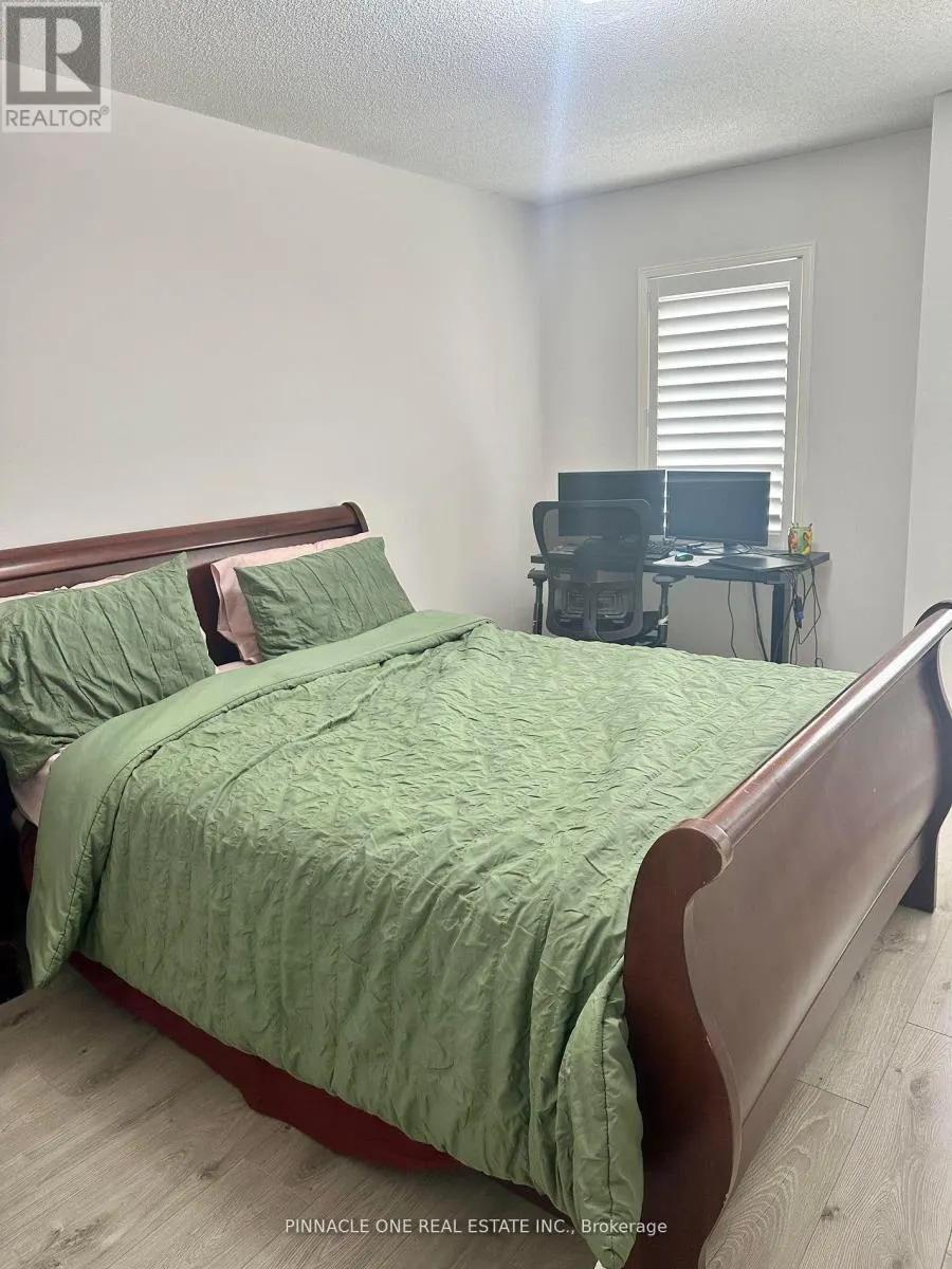 14 BLUNDEN ROAD