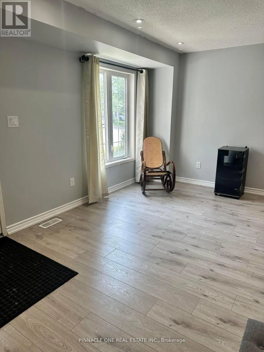 14 BLUNDEN ROAD