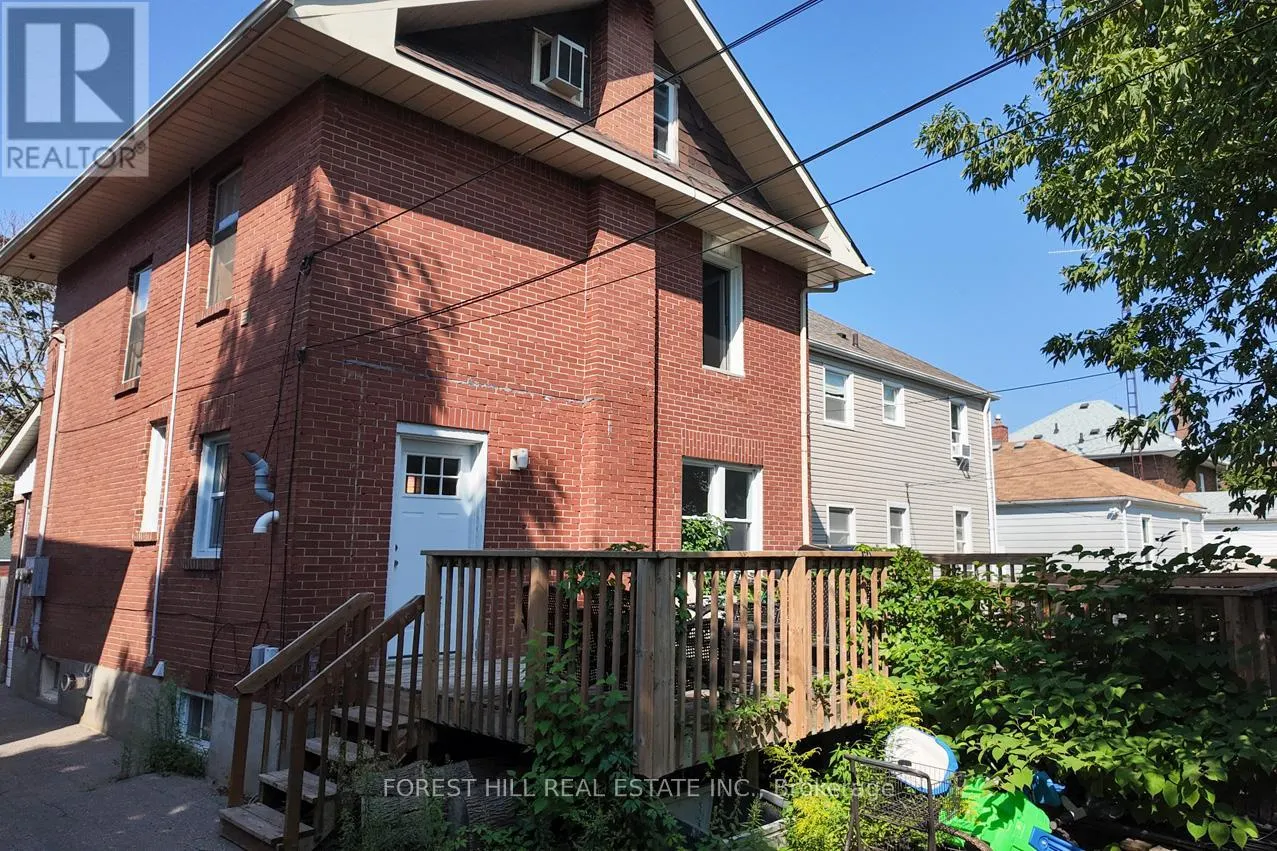 73 PATRICIA AVENUE