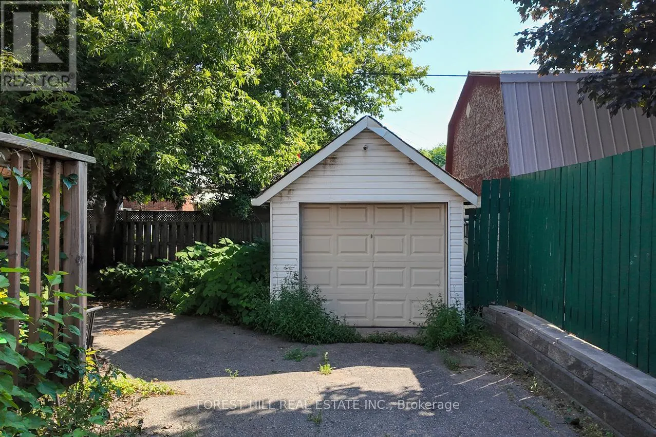 73 PATRICIA AVENUE