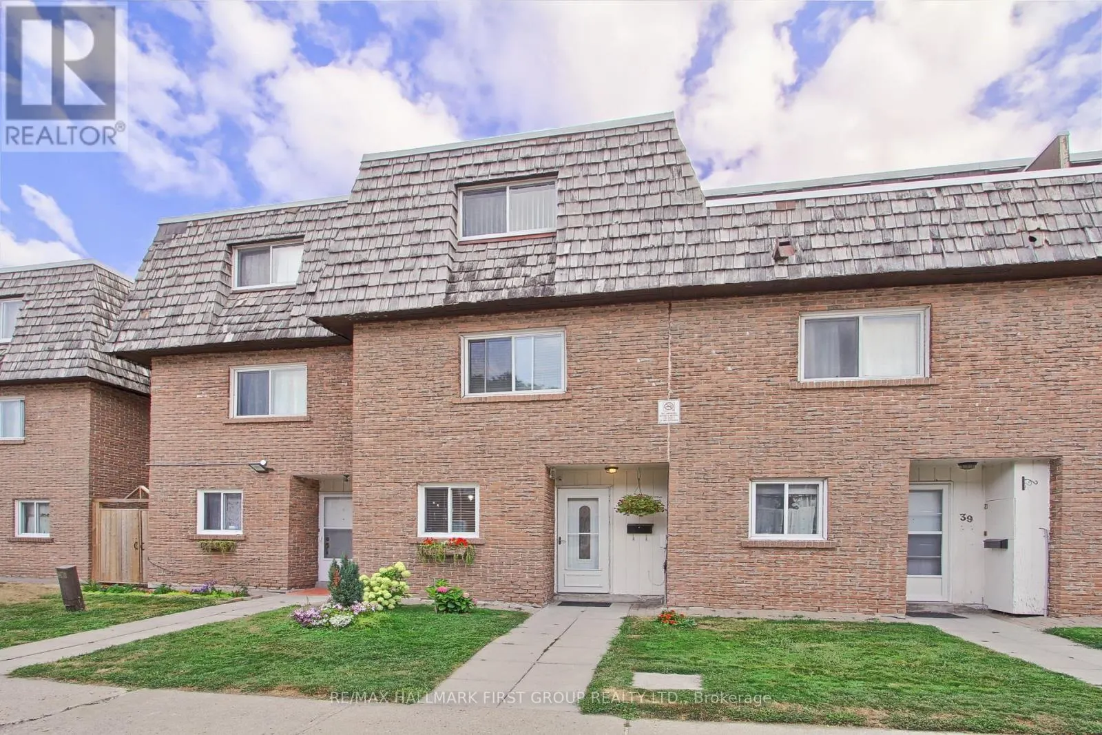 41 - 10 RODDA BOULEVARD