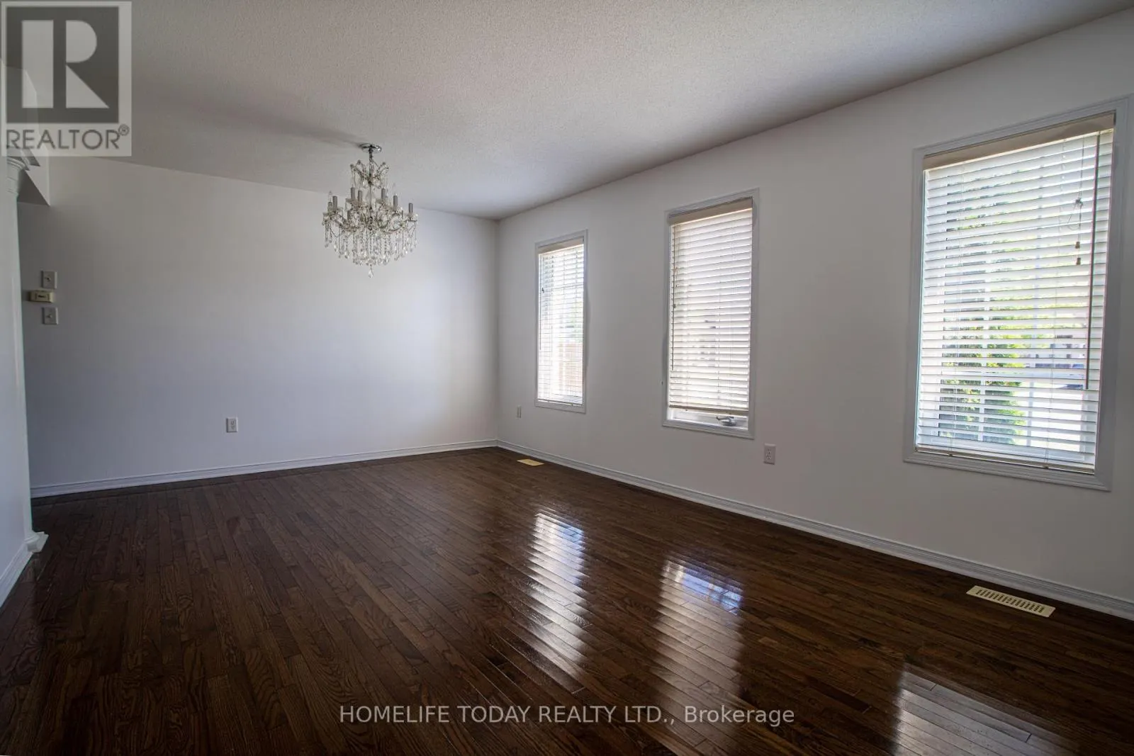 MAIN - 2 PARDON AVENUE