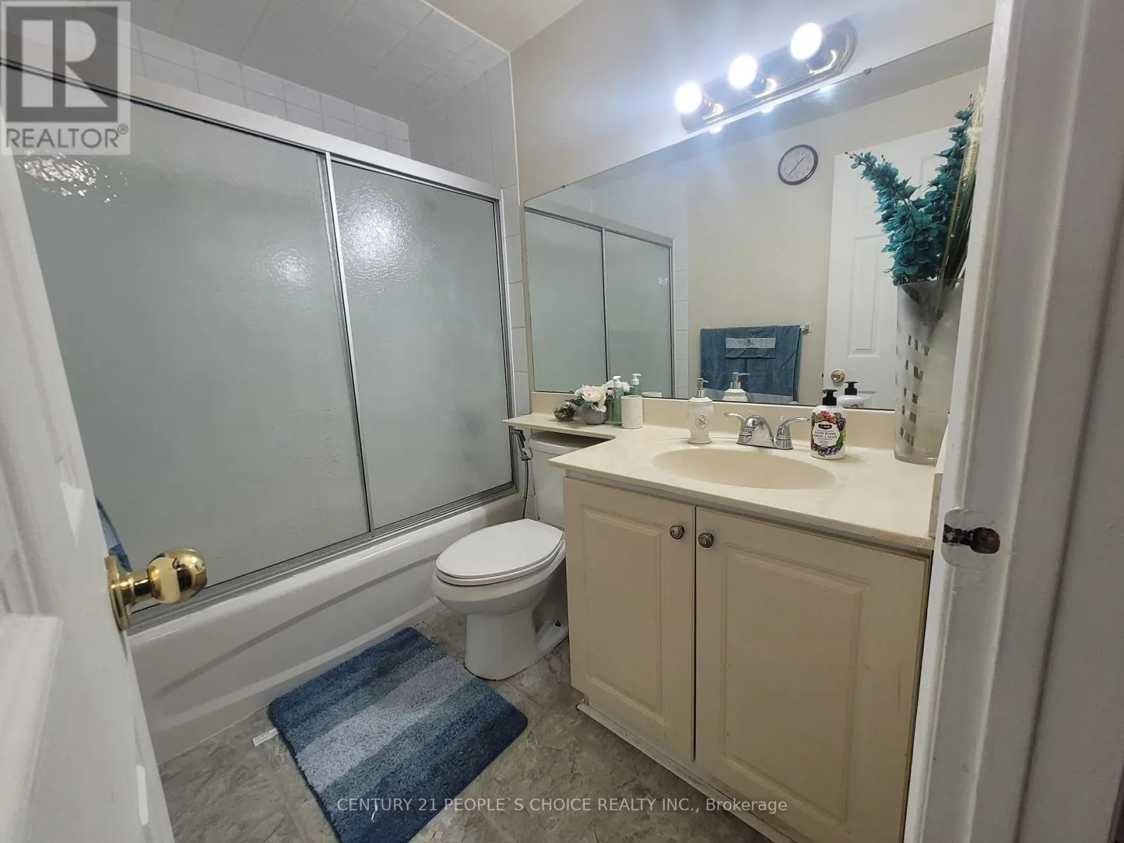 96 TRAILRIDGE CRESCENT