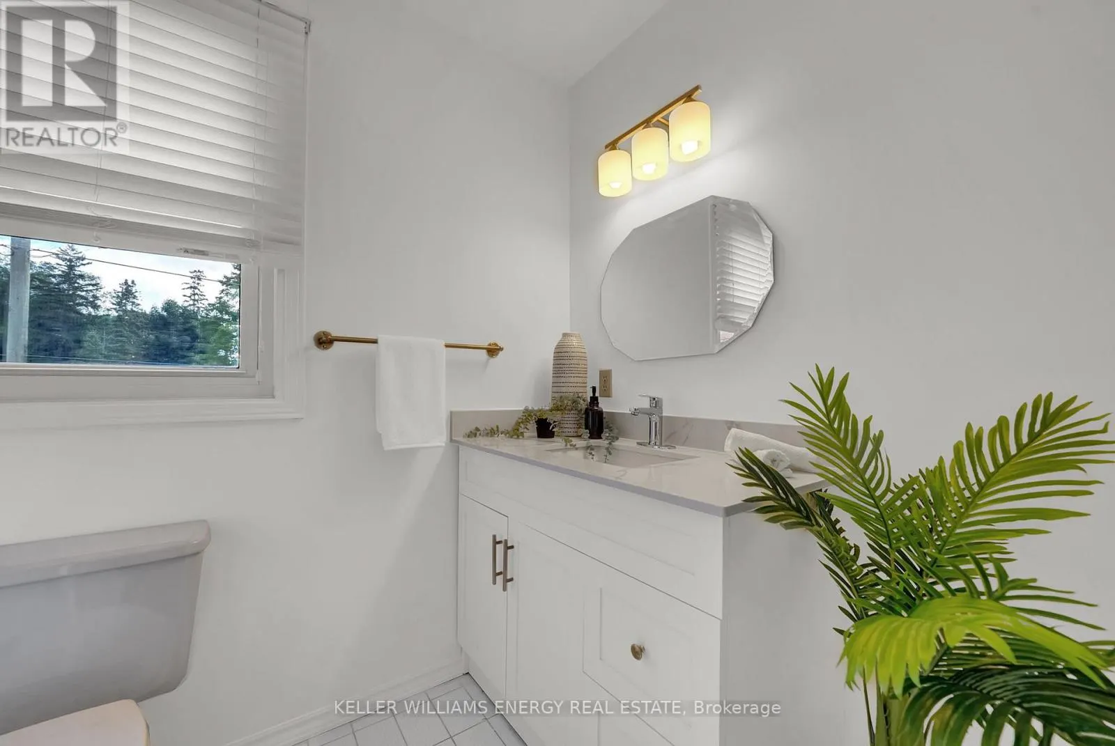 280 THORNTON ROAD N