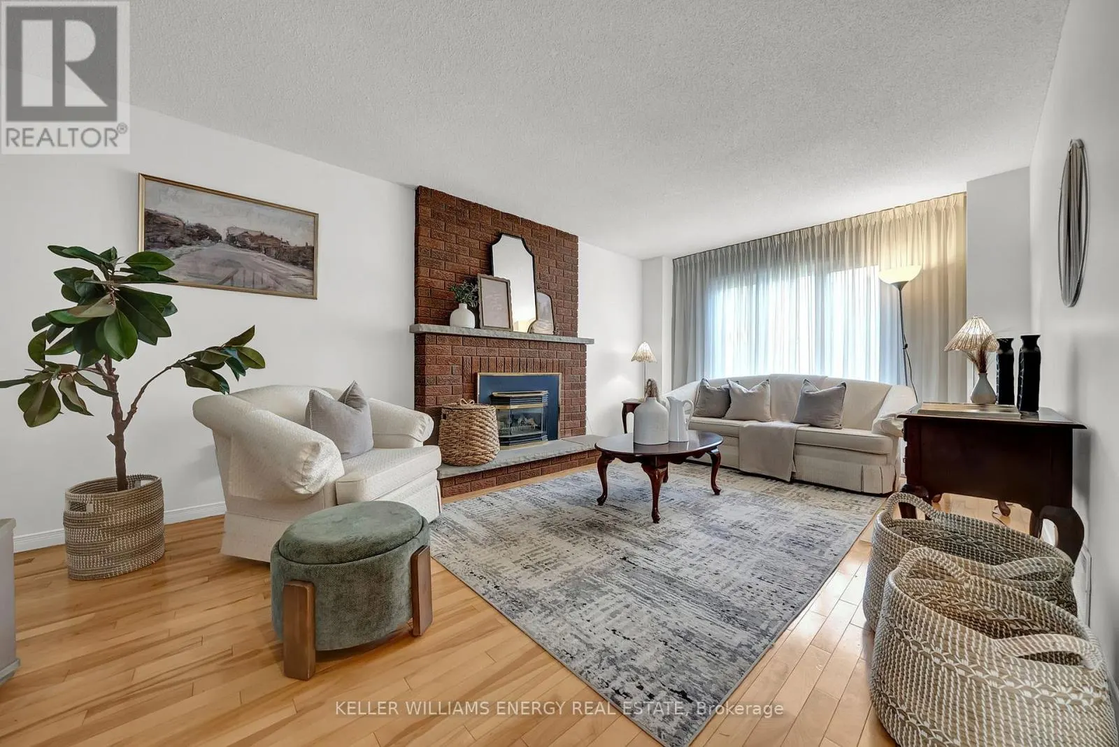 280 THORNTON ROAD N