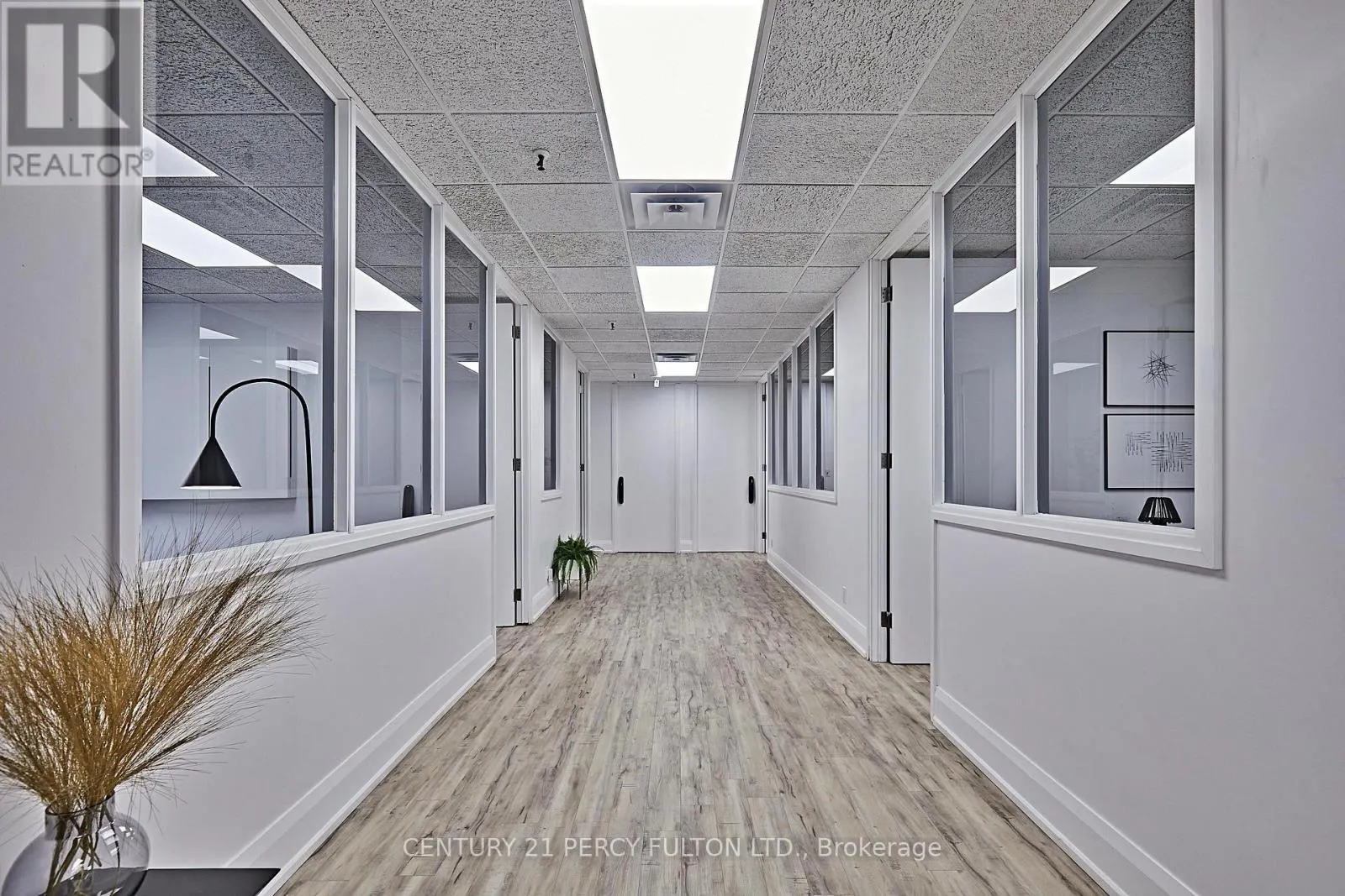 112 - 50 RICHMOND STREET E