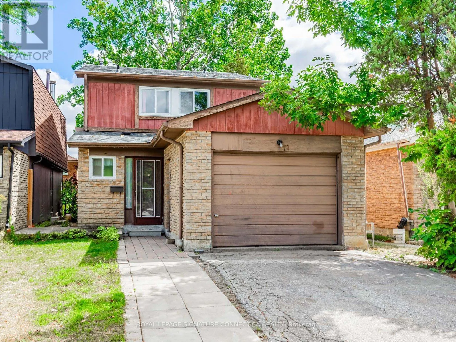 77 WHITE HEATHER BOULEVARD