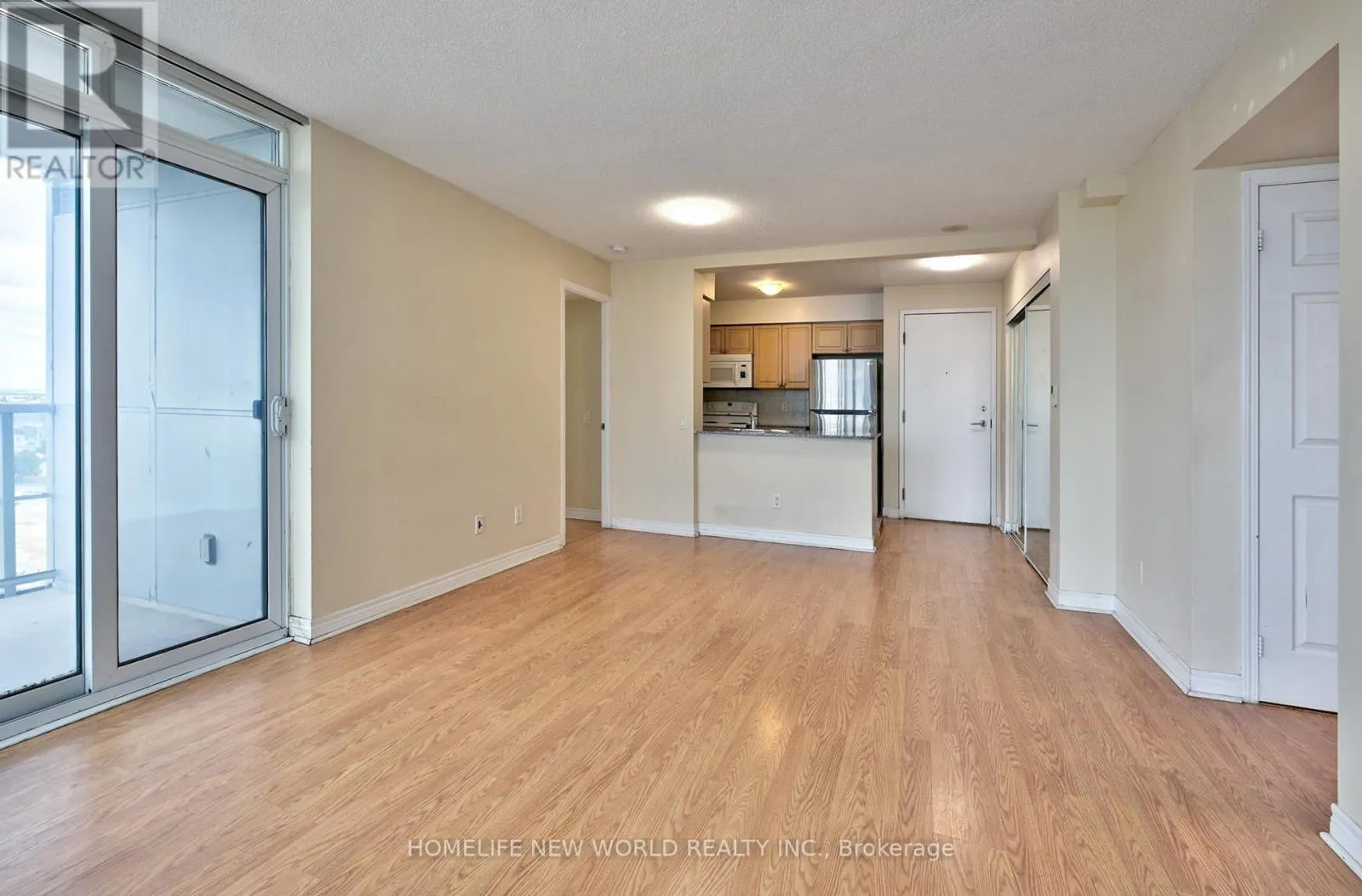 1105 - 83 BOROUGH DRIVE