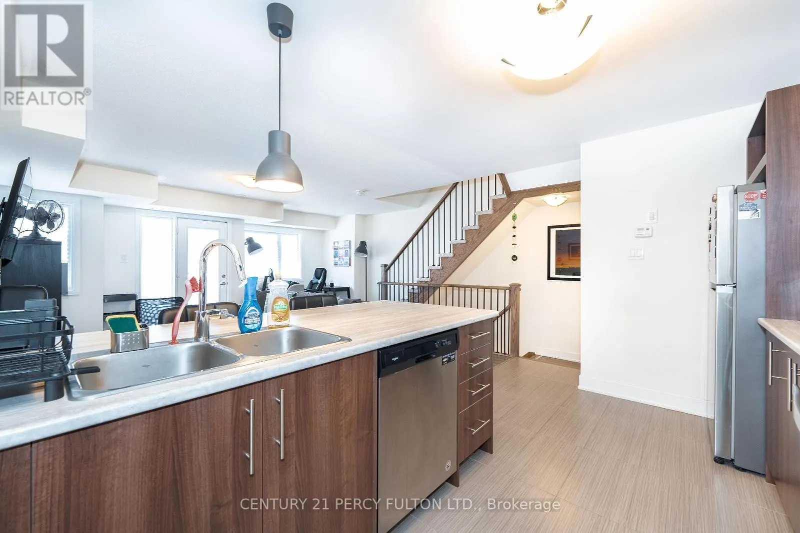 26 PALLOCK HILL WAY