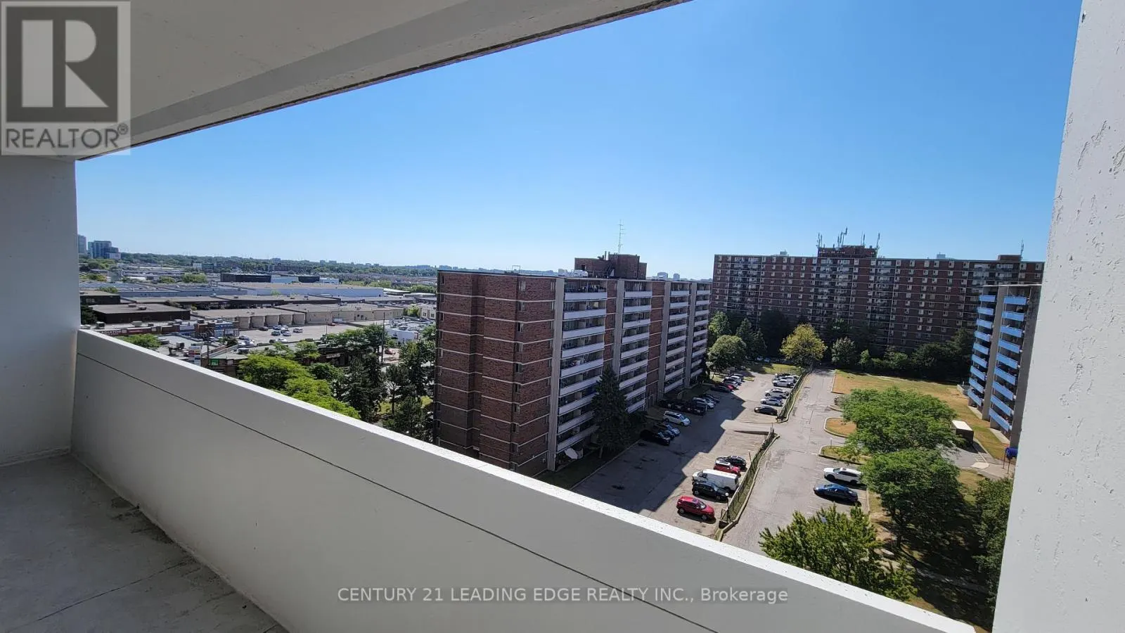 1005 - 2 GLAMORGAN AVENUE