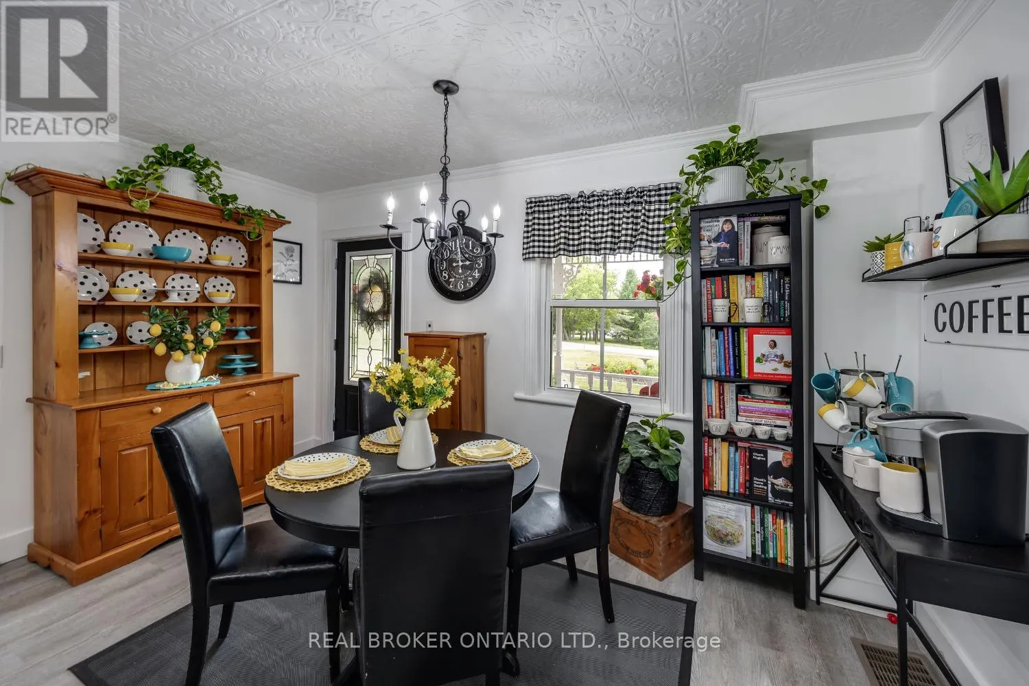 4553 SOLINA ROAD