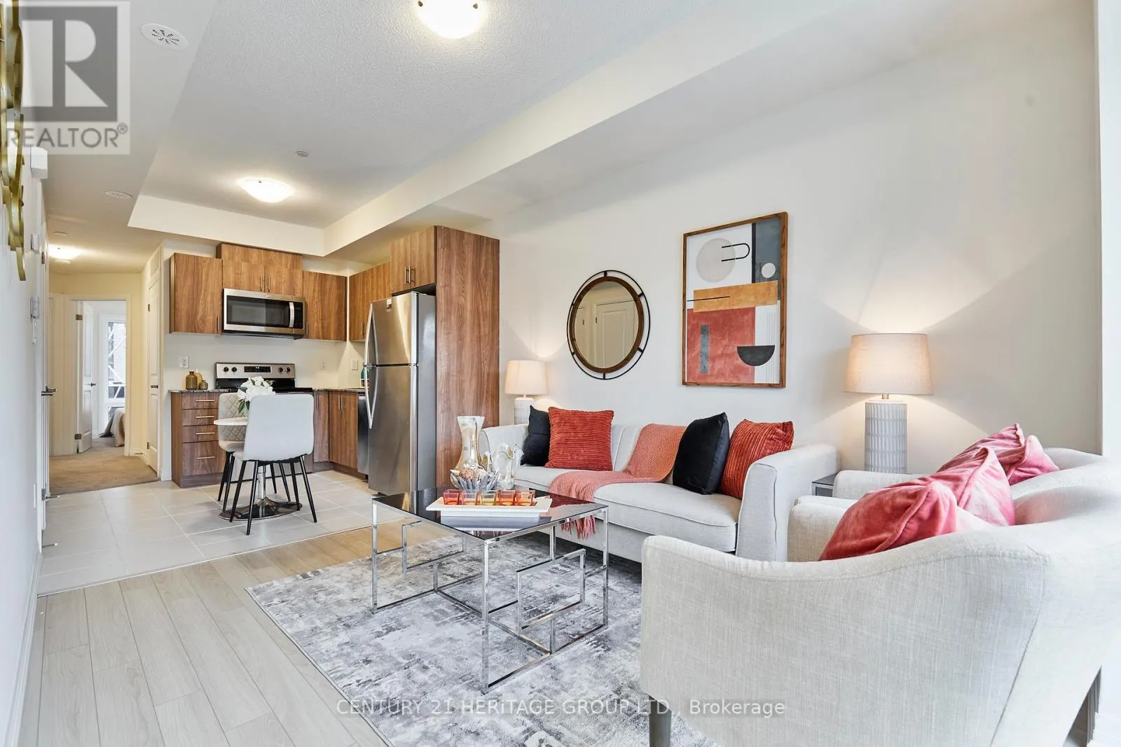 10 - 145 TAPSCOTT ROAD