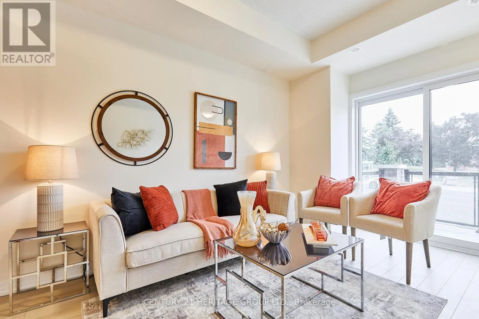 10 - 145 TAPSCOTT ROAD