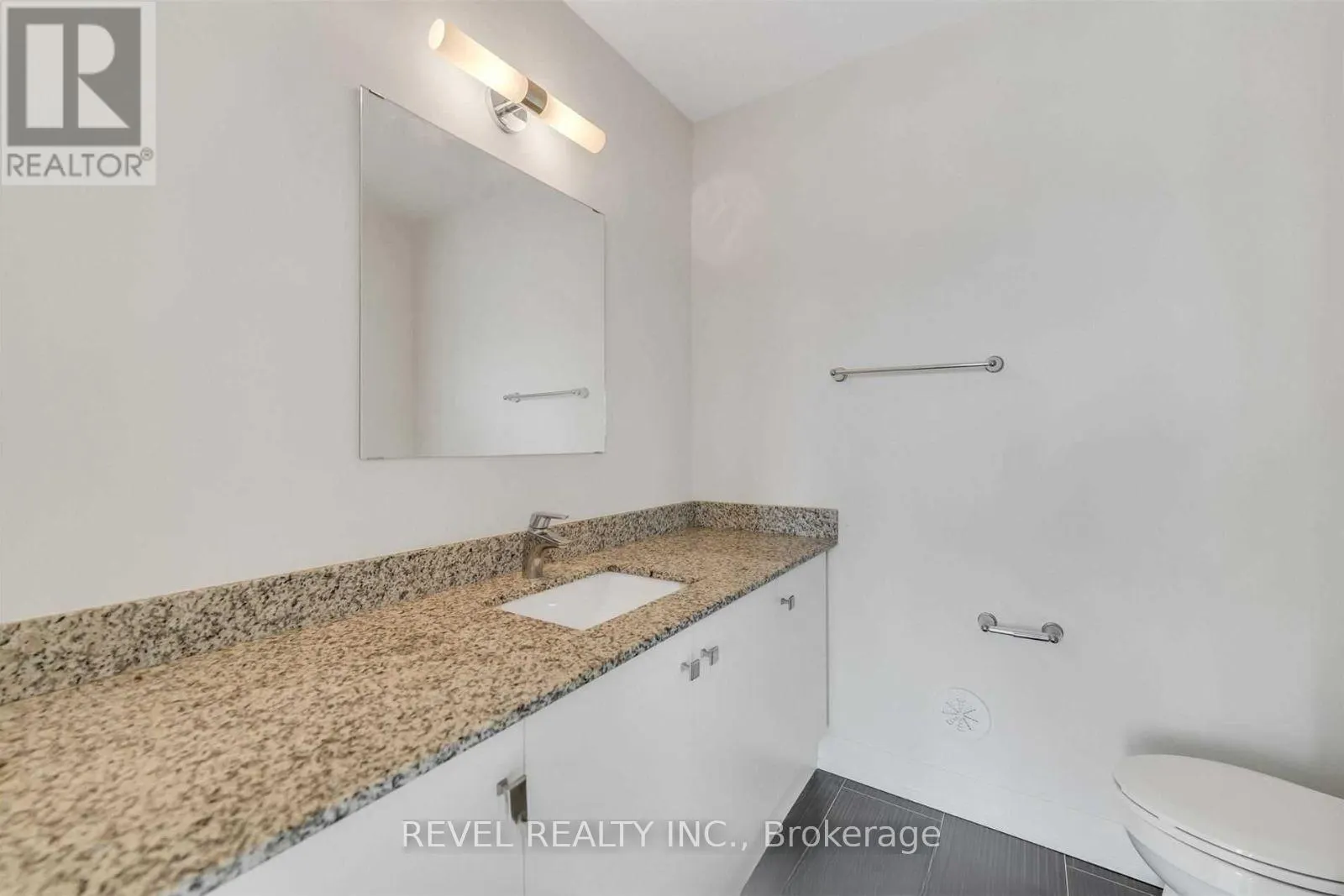 21 DONALD FLEMING WAY