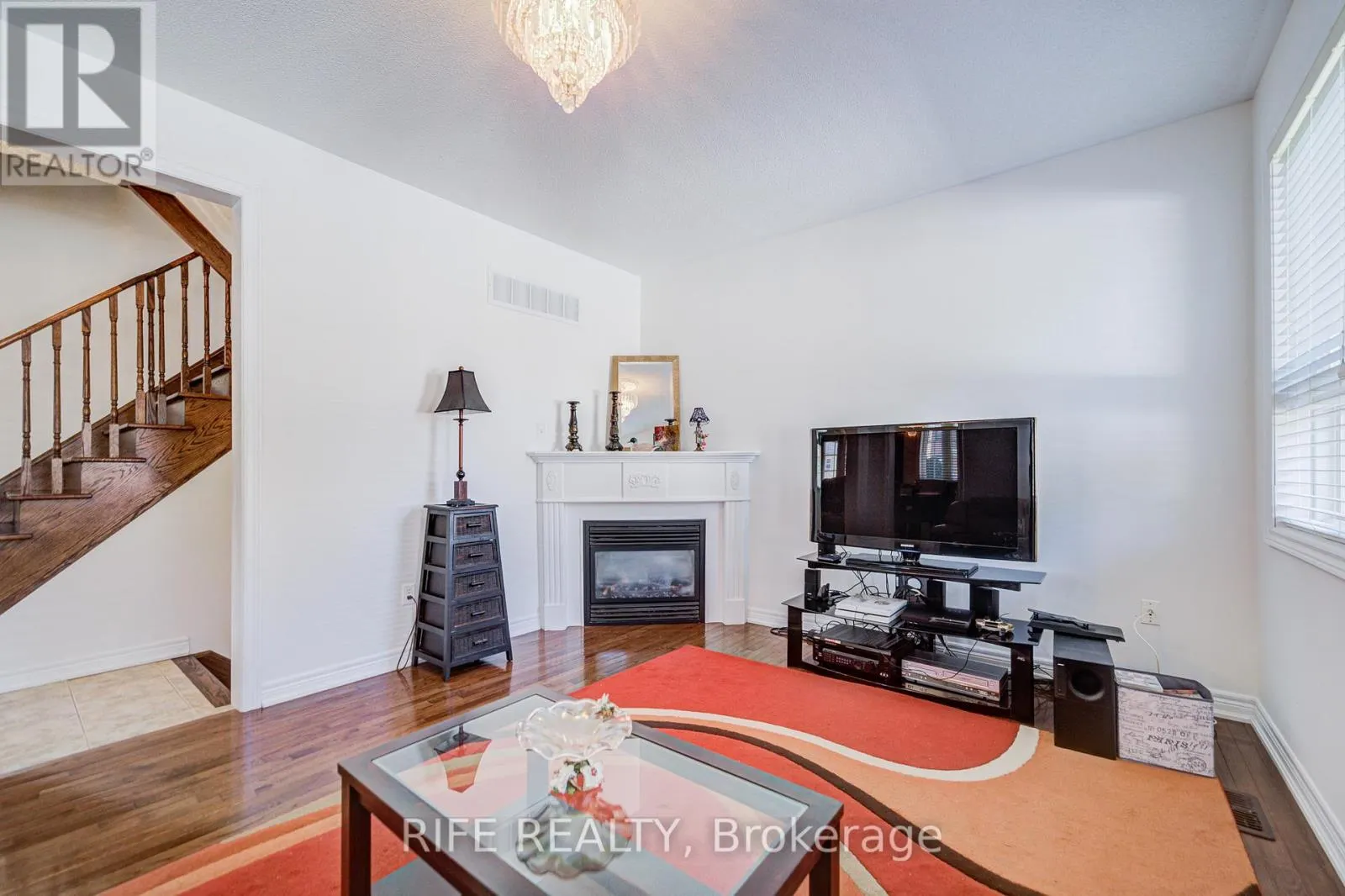 106 CRAGGVIEW DRIVE